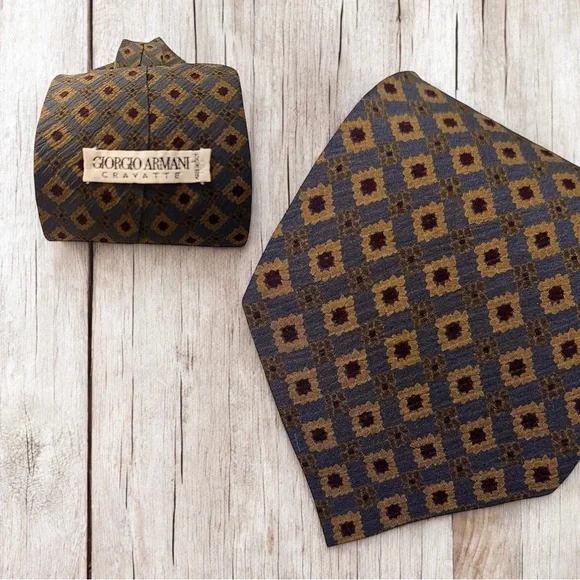 Vintage Giorgio Armani Blue Gold Abstract Floral Tie Men’s Silk Necktie ~ 58x4” - Picture 1 of 5